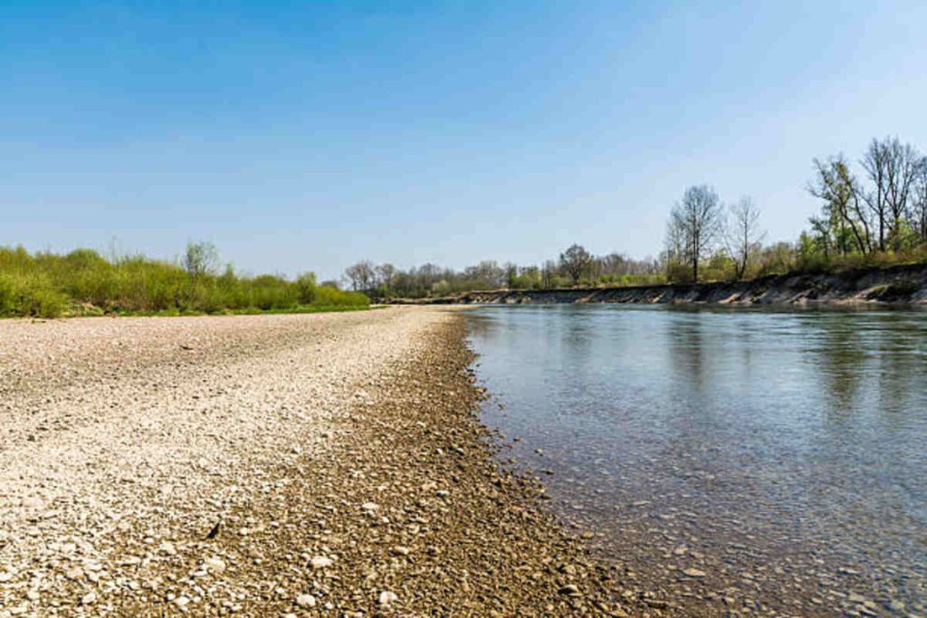 White River Rocks