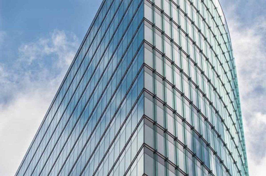 vacuum glazing vs double glazing